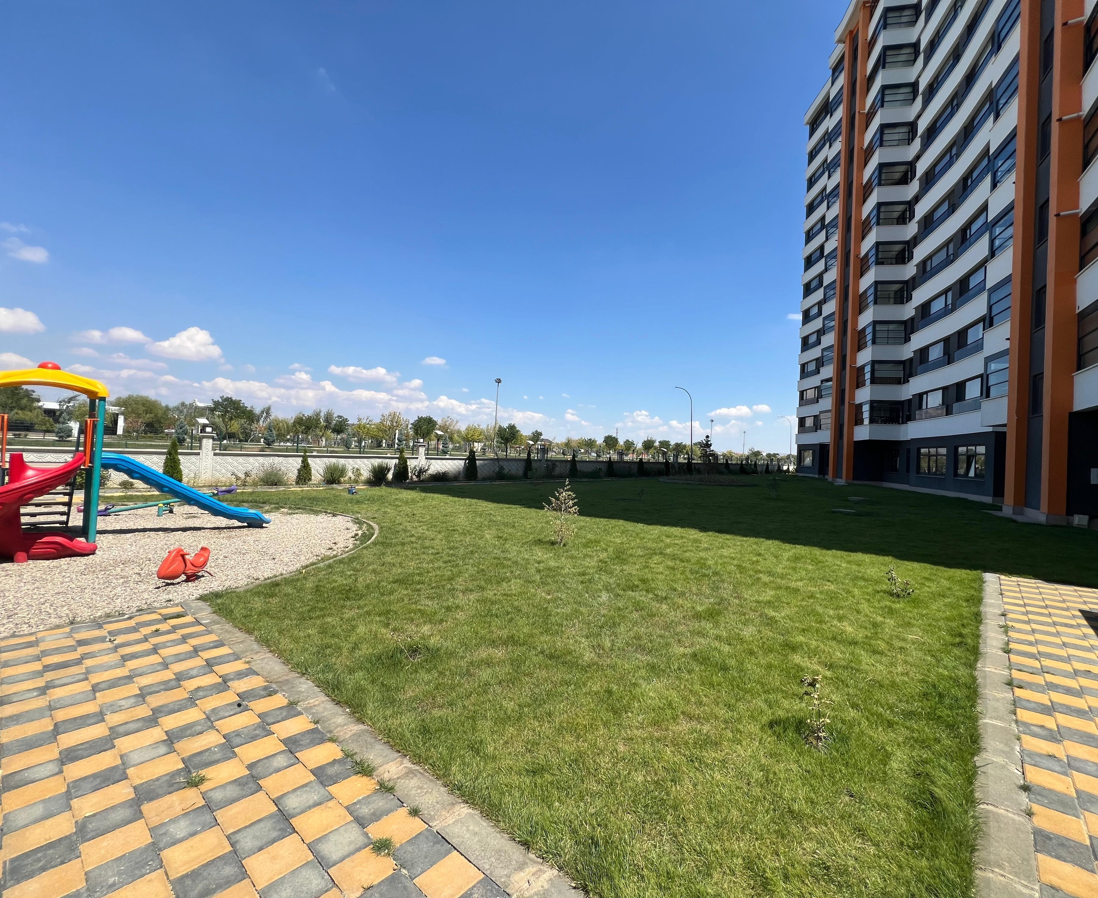 AKARÇAY GOLD LÜX SATILIK DAİRE