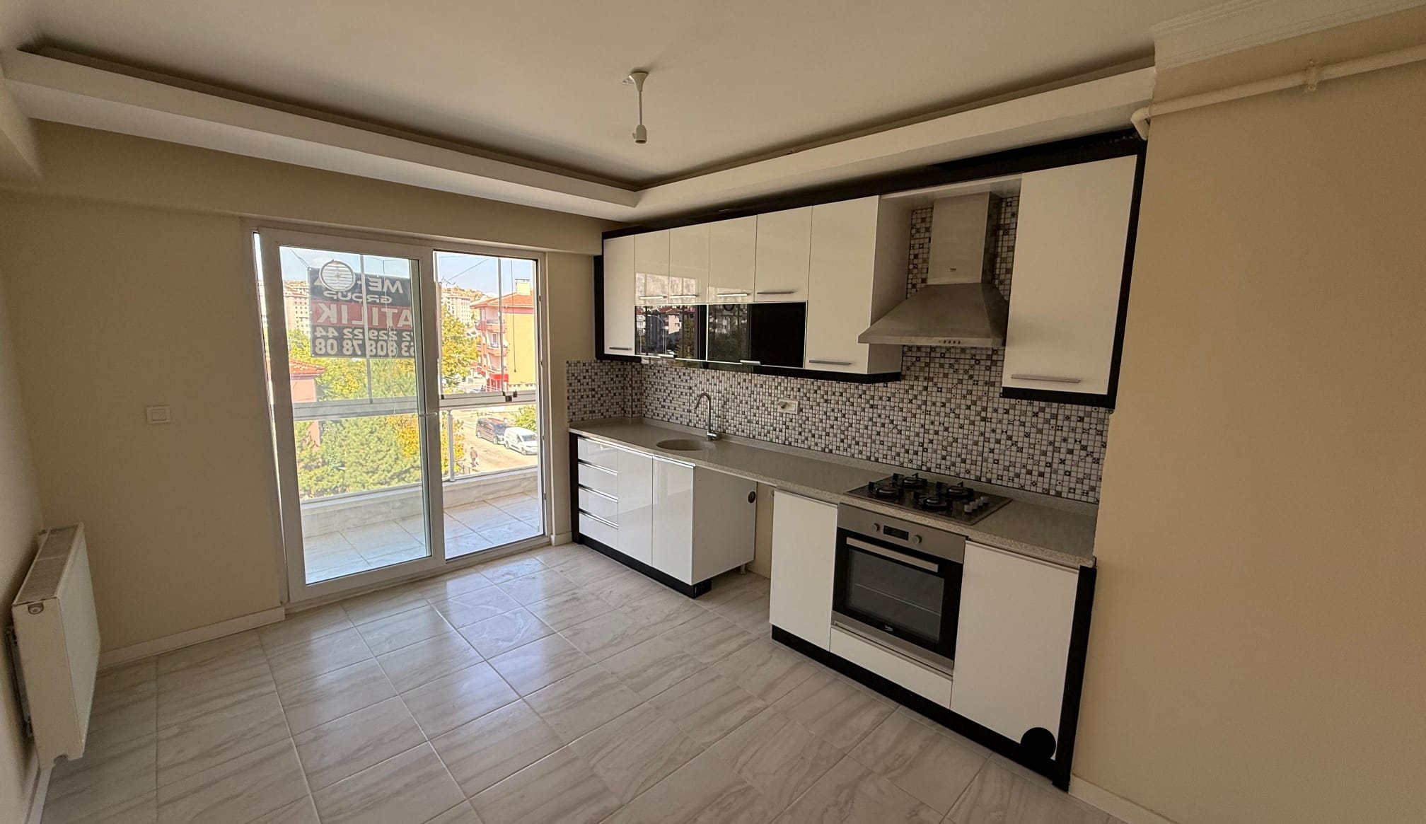 -SATILDI<KANLICA MAH 4+1 DAİRE