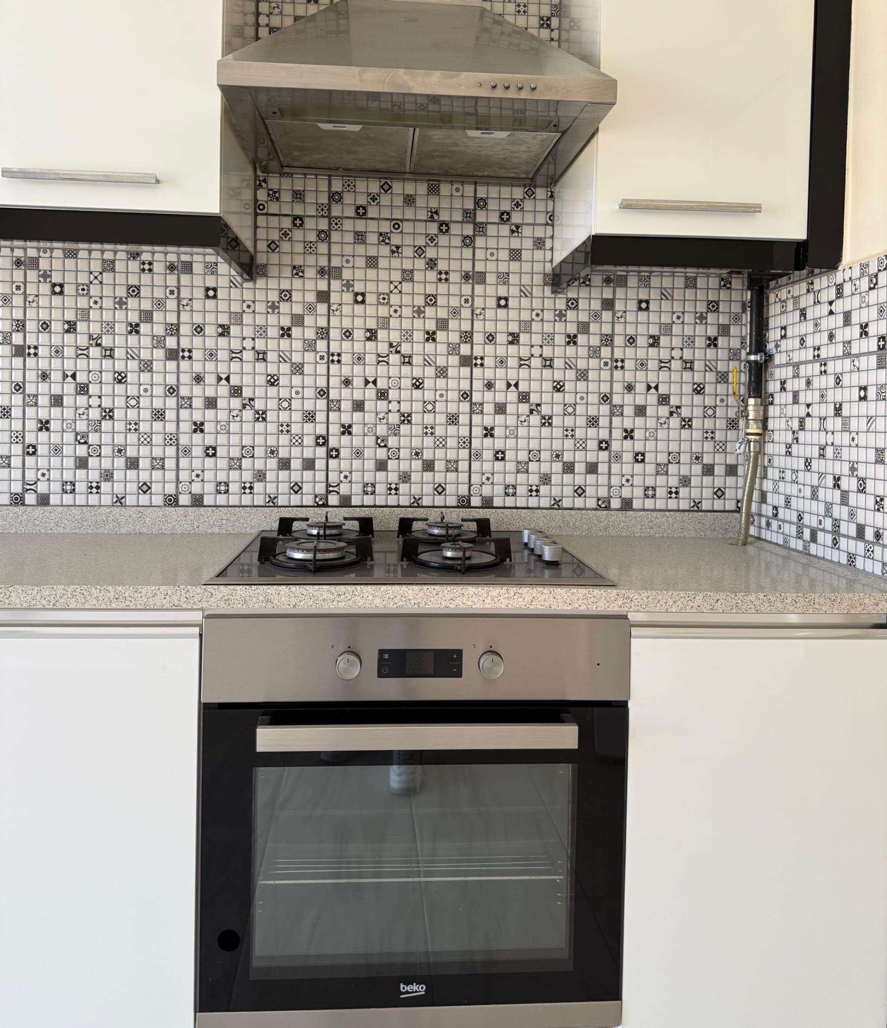 -SATILDI<KANLICA MAH 4+1 DAİRE