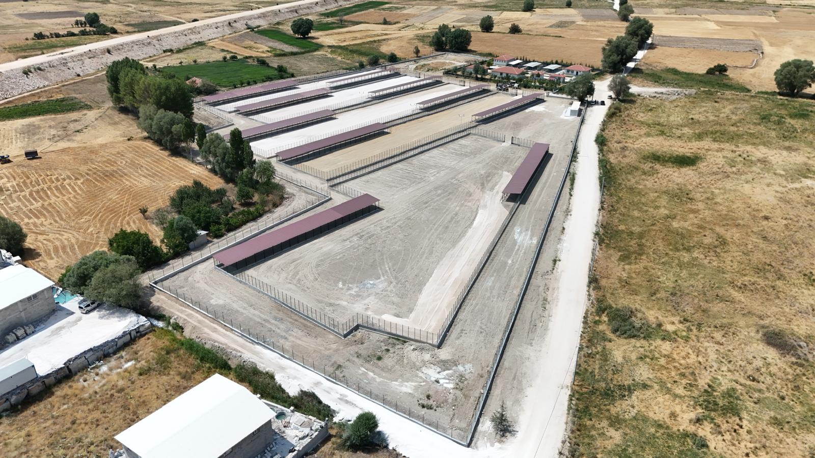 AFYONKARAHİSAR İSCEHİSAR BELEDİYESİ SOKAK HAYVANLARI DOGAL YAŞAM ALANI  REHABİLİTASYON MERKEZİ YAPIMI PROJESİ